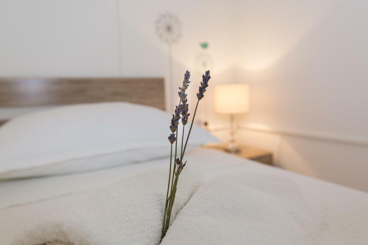 Cozy Apartment Josipa Privlaka  Exterior photo